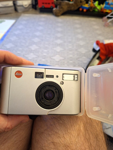Leica 35mm point shoot - c2, &