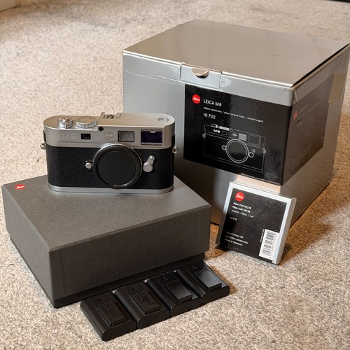 Leica digital rangefinder - m8,