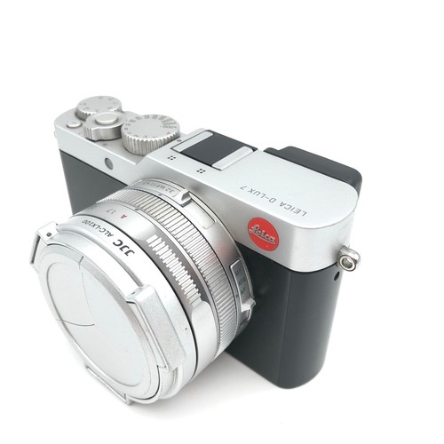 Leica lux 17mp digital - leica, d-lux
