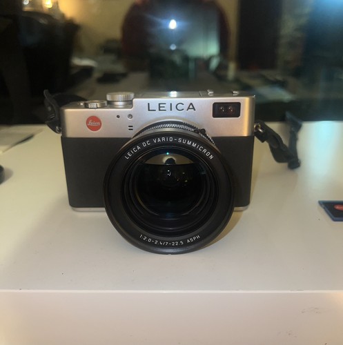 Leica digilux 5mp ccd camera - digilux, 2