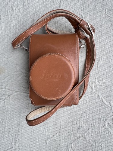 Leica 18821 leather case - 18821,