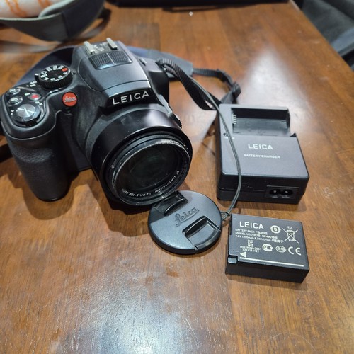 Leica lux digital - 4, camera