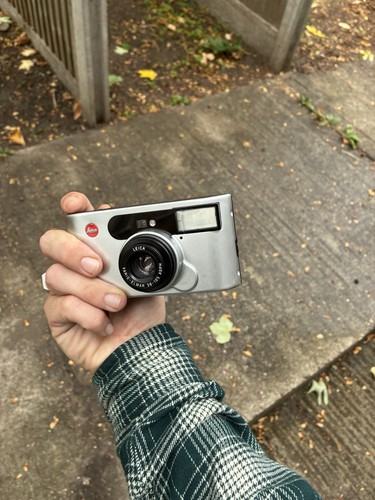 Leica 35mm compact - leica,