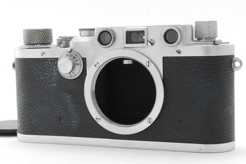 Vintage almost mint leica - mint],