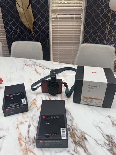 Leica lux digital camera - lux, 8