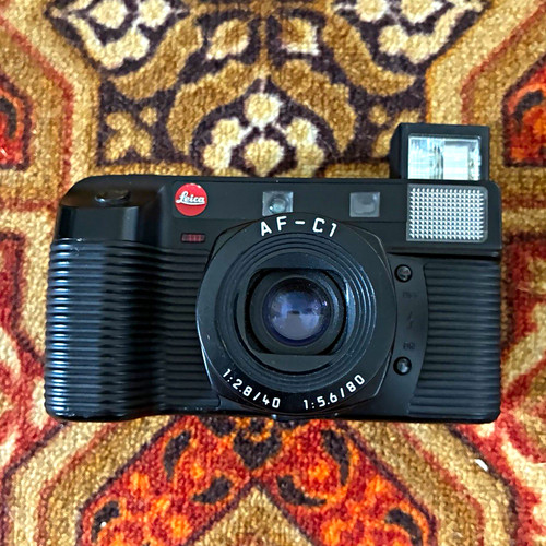 Leica 35mm point shoot - 35mm,