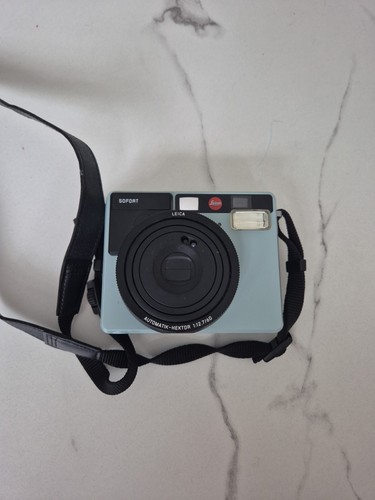 Leica sofort instant camera - leica,